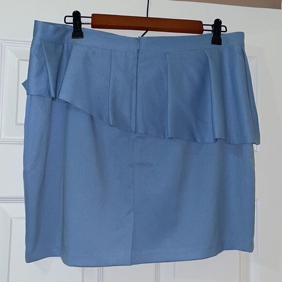 ✨ASOS Light Blue Ruffle waist peplum skirt - Picture 2 of 5